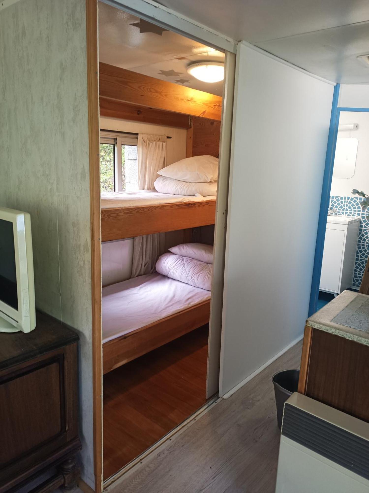 Ferme Les Therondels Saint-Pons-de-Thomieres Room photo